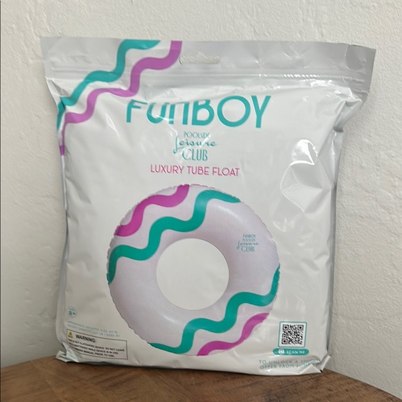 ☀️ Funboy Pool Float - Picture 1 of 2